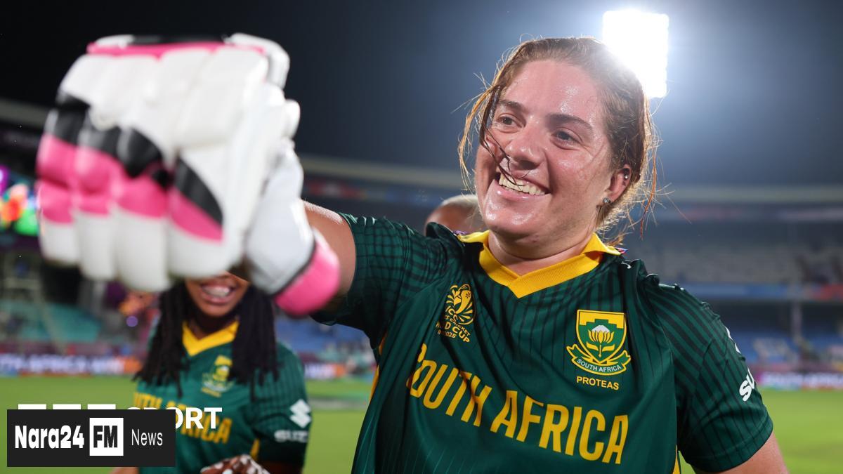  "Proteas Pull Off Stunning Upset: De Klerk’s Blistering Knock Downs India in World Cup Thriller" 