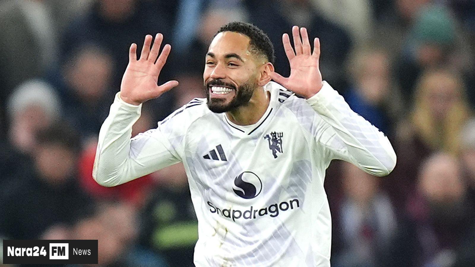 Manchester United's Recent Tactics Hailed by Neville, but Keane Criticizes Defensive Frailties