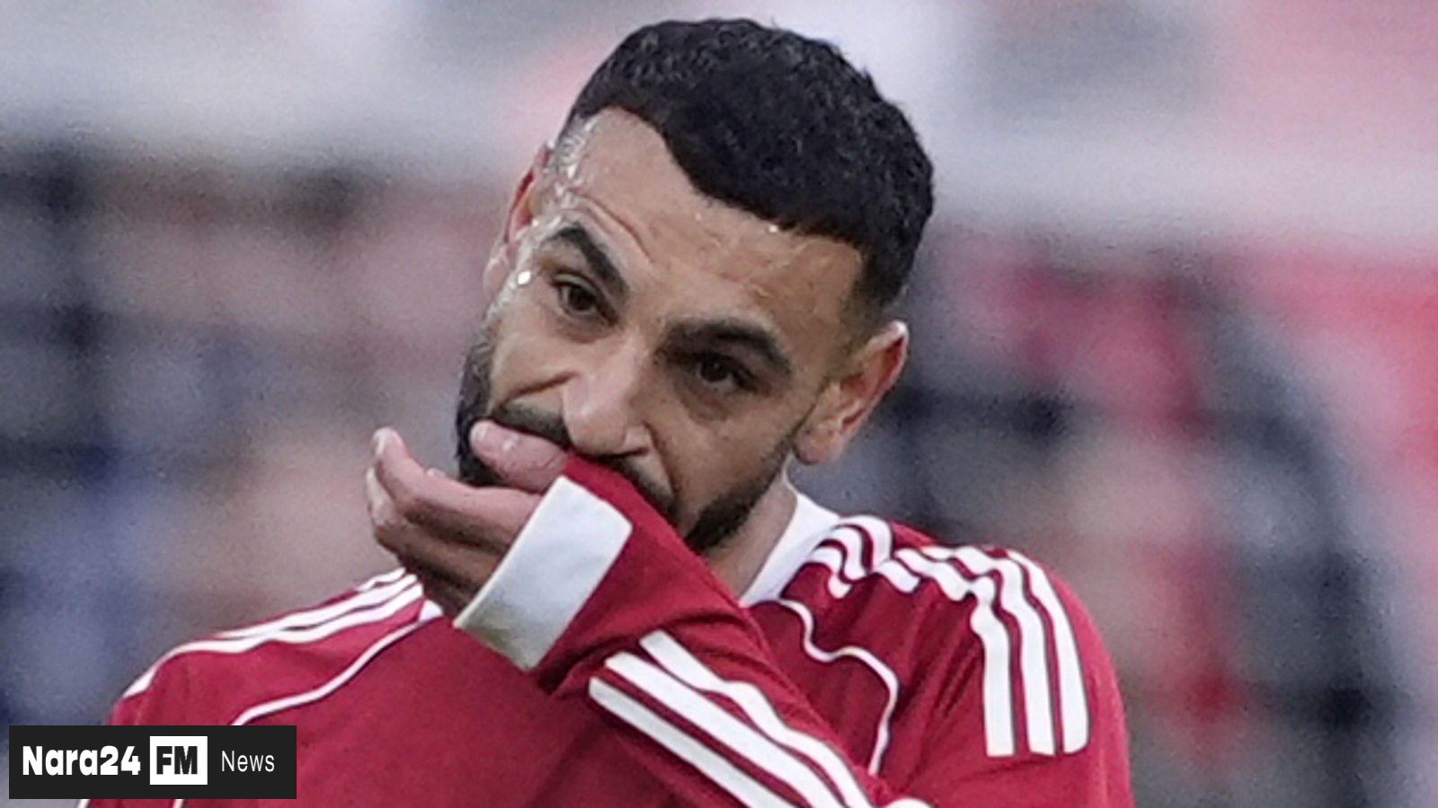 Carragher Calls on Salah to Address Liverpool's Form Slump