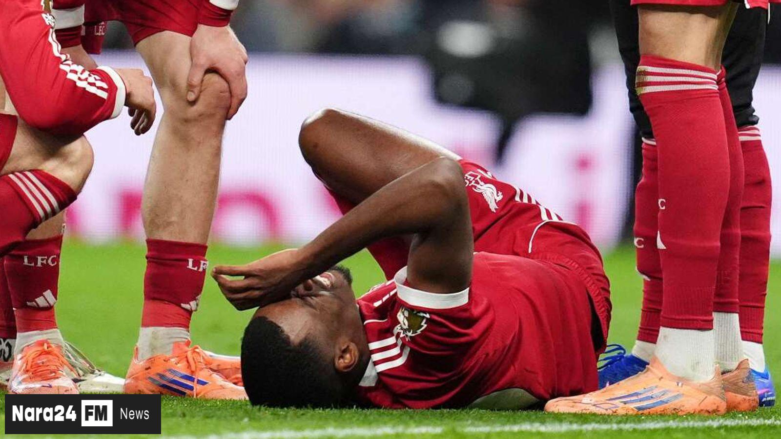 Liverpool's Alexander Isak Faces Potential Long-Term Injury After Spurs Clash
